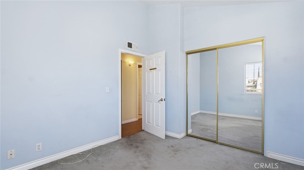 7432 Bellingham Ave Property Photo 26