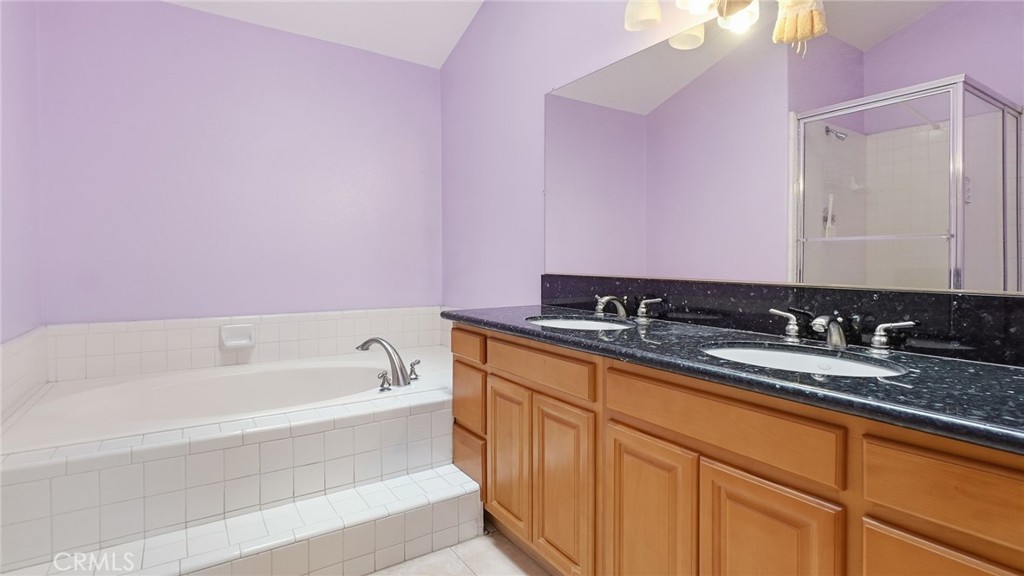 7432 Bellingham Ave Property Photo 36