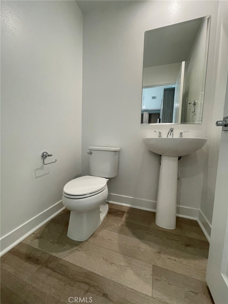 1230 W Bushell Property Photo 8