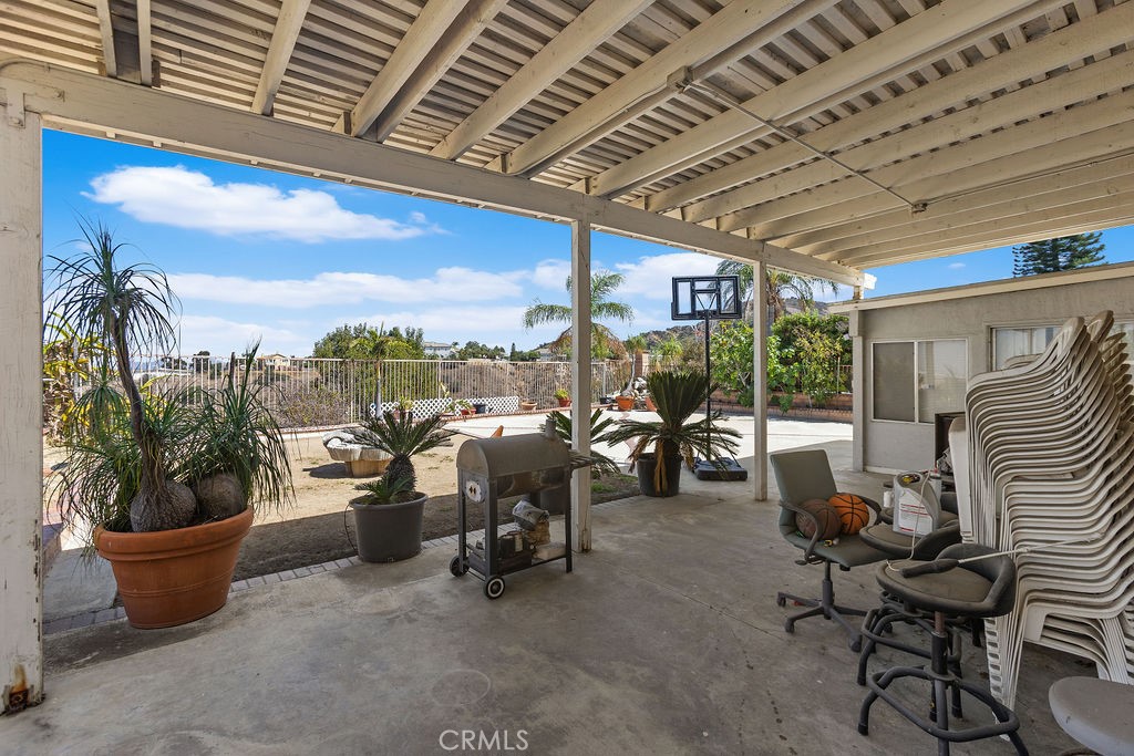 1511 Dominguez Ranch Property Photo 33
