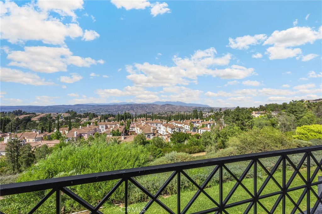 8063 E Sandstone Drive Property Photo 3