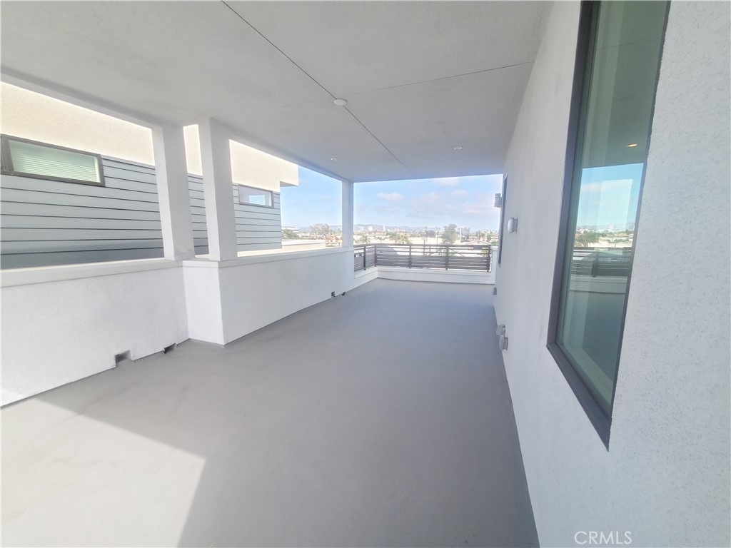 617 Cardiff Reef Property Photo 1