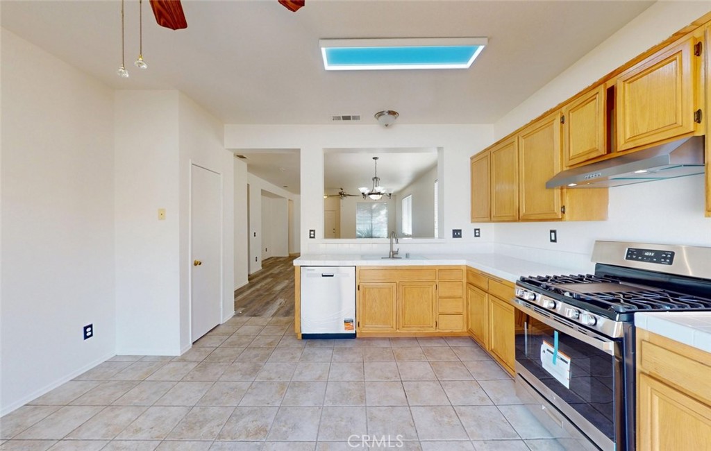 5139 Contay Property Photo 6
