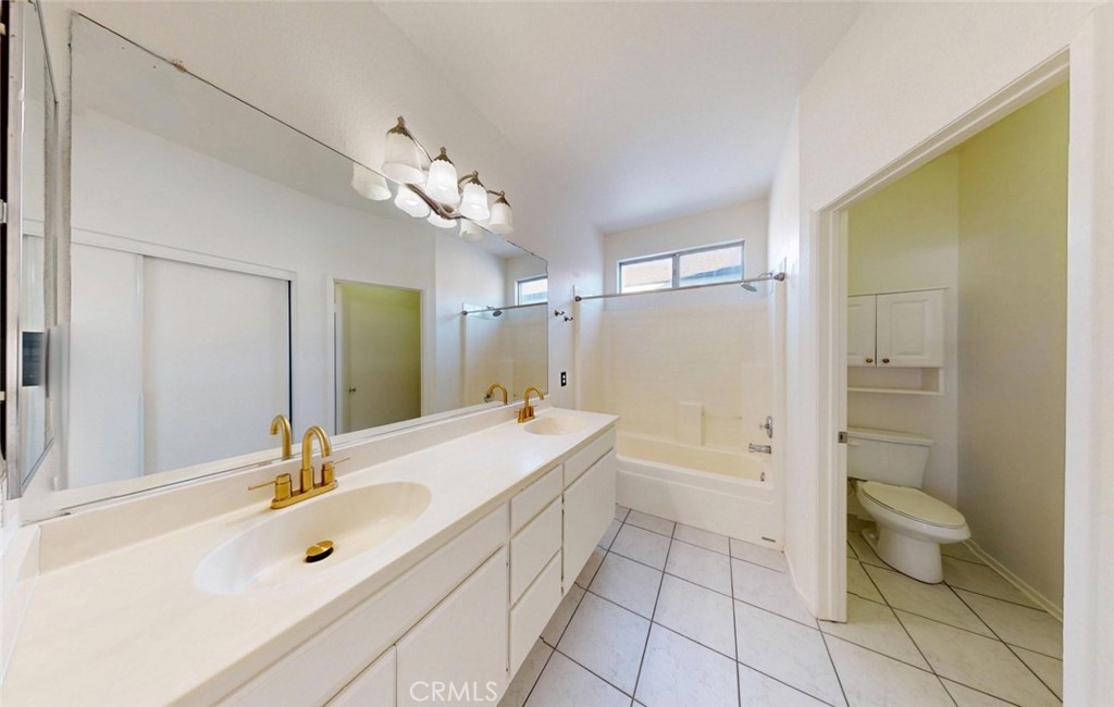 5139 Contay Property Photo 10
