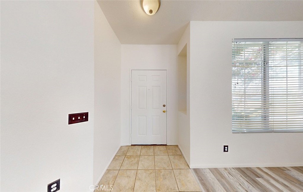 5139 Contay Property Photo 24