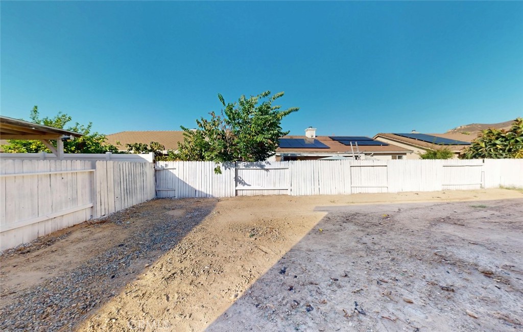 5139 Contay Property Photo 26