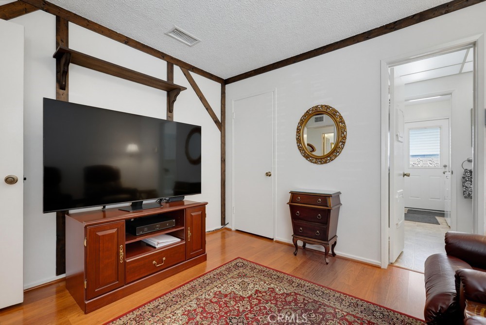 5321 Park Avenue Property Photo 24