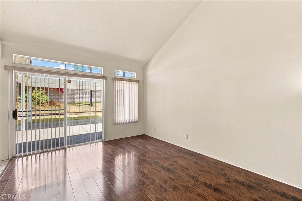 2127 E Bellbrook Property Photo 25