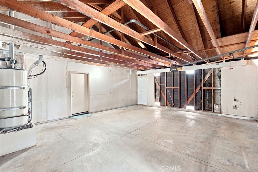 2127 E Bellbrook Property Photo 41