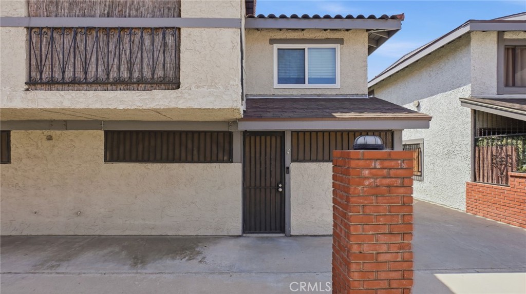 1239 W Rosecrans 4 Property Photo 7