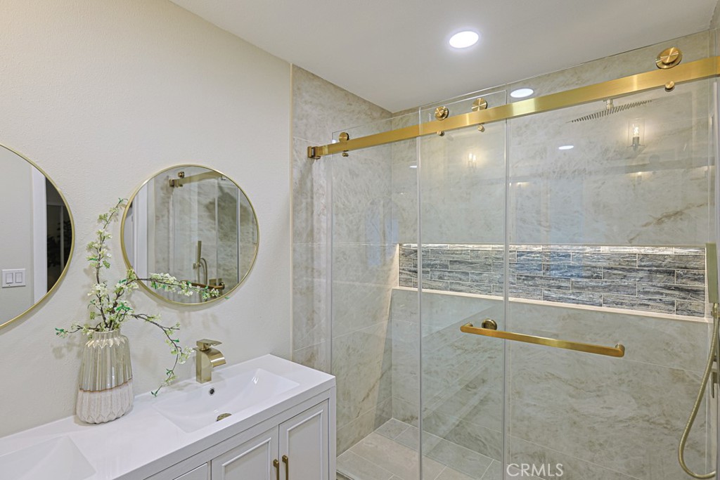 2023 S Janette Property Photo 13
