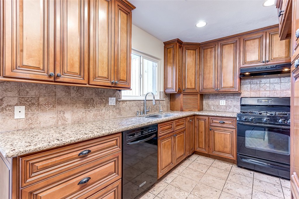 8141 Firth Property Photo 7