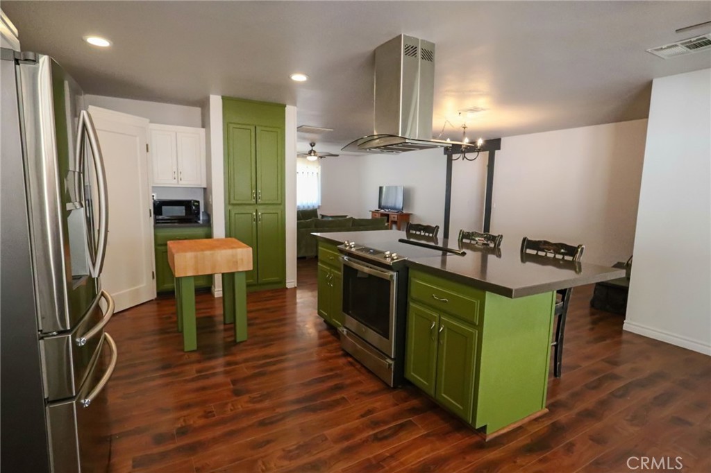 16248 Saint Timothy Property Photo 10