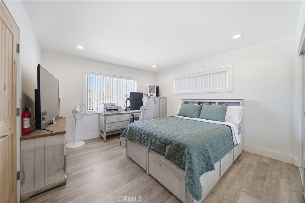 14762 Carfax Property Photo 3