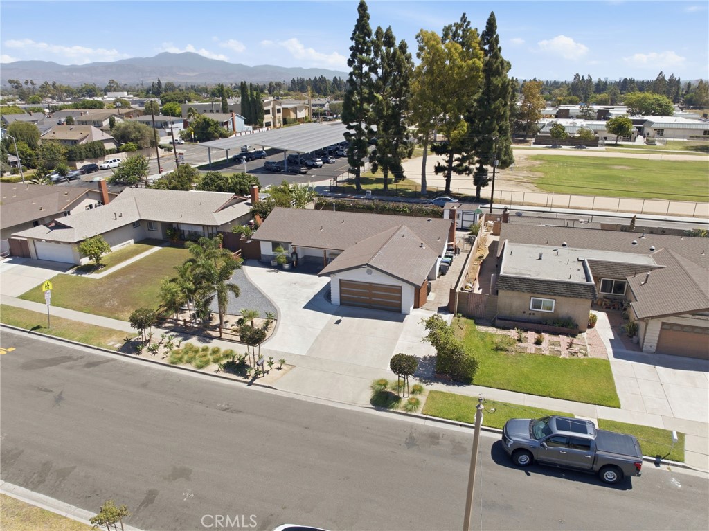 14762 Carfax Property Photo 7