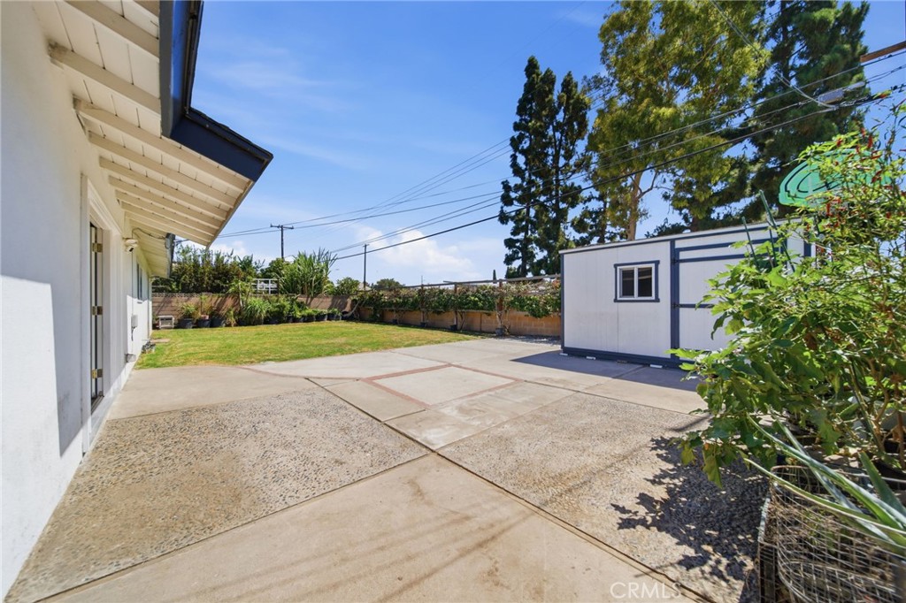14762 Carfax Property Photo 9