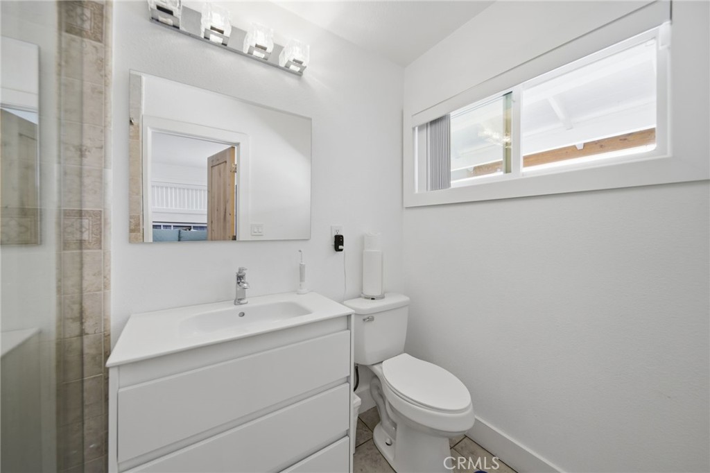 14762 Carfax Property Photo 15