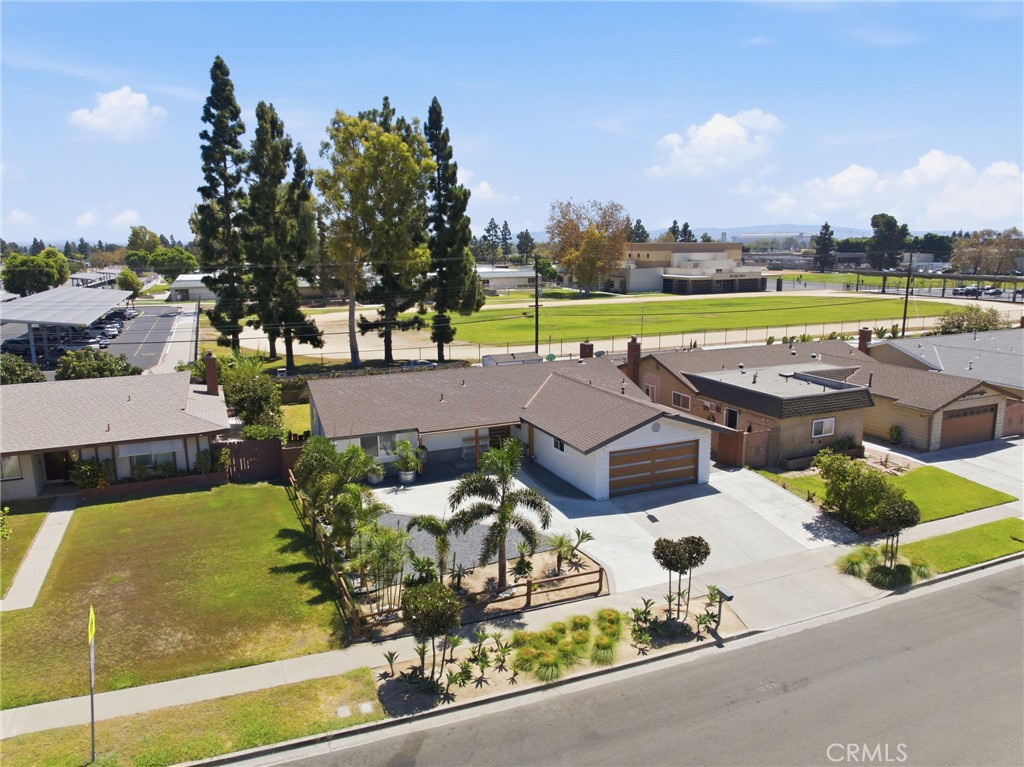 14762 Carfax Property Photo 33
