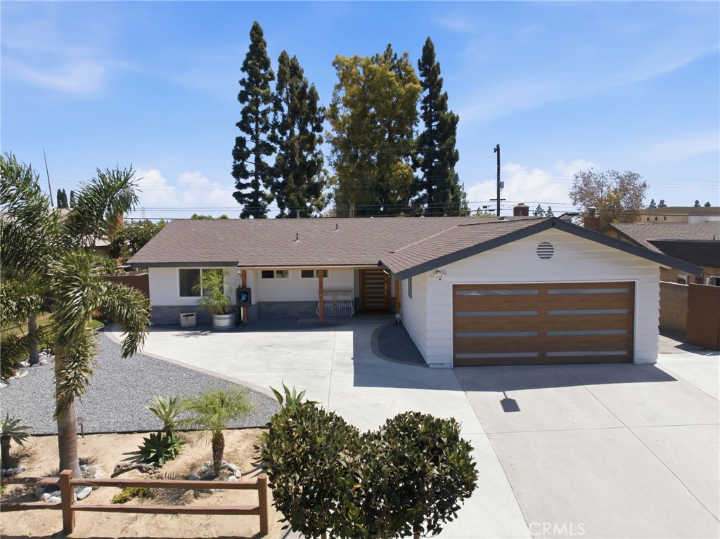 14762 Carfax Property Photo 34