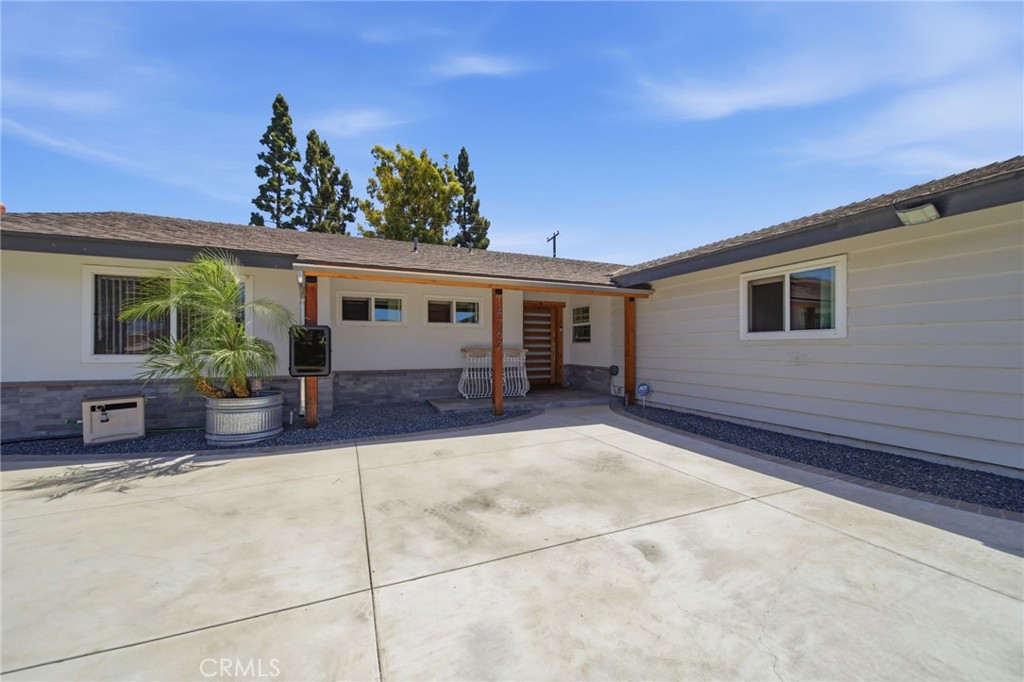 14762 Carfax Property Photo 42
