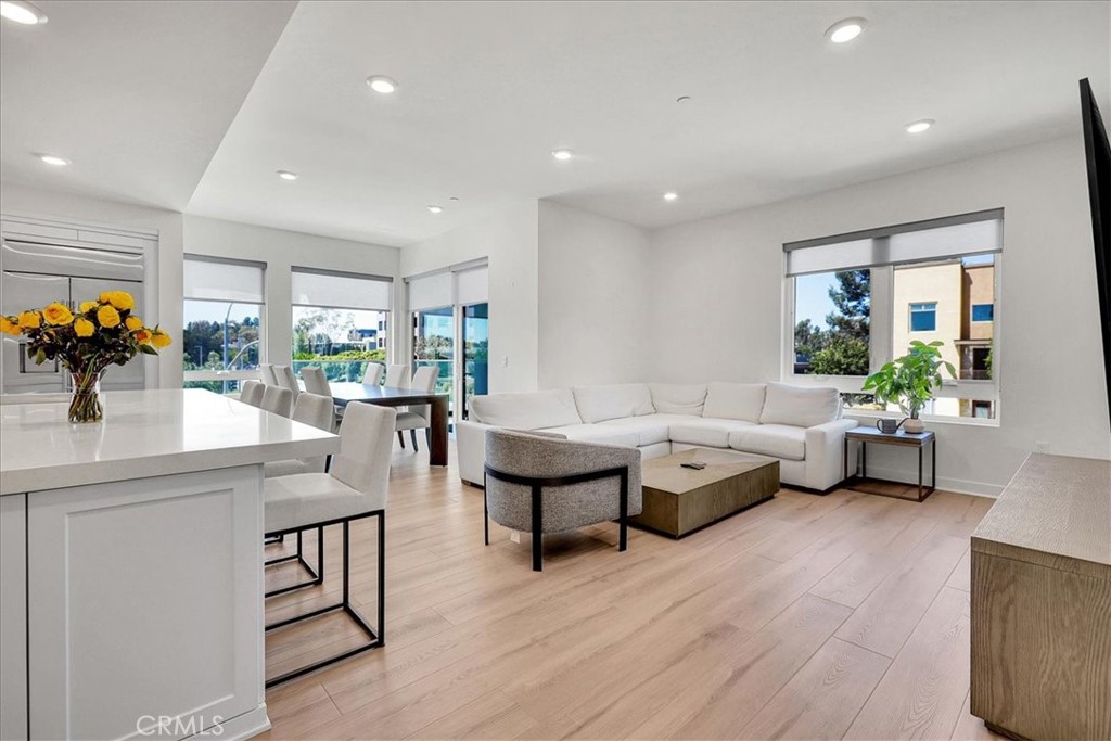 1201 Rivington Property Photo 1