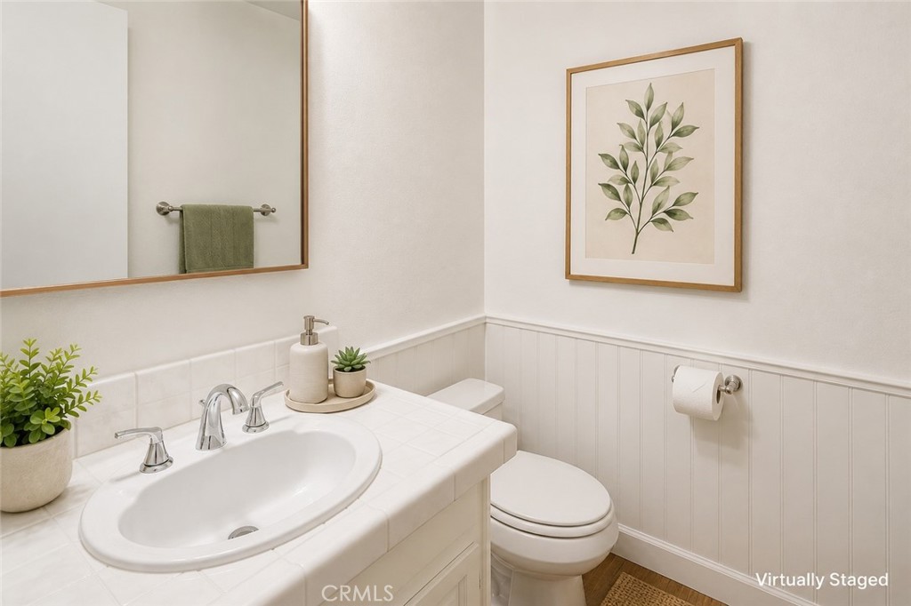 670 W Glenwood Property Photo 11