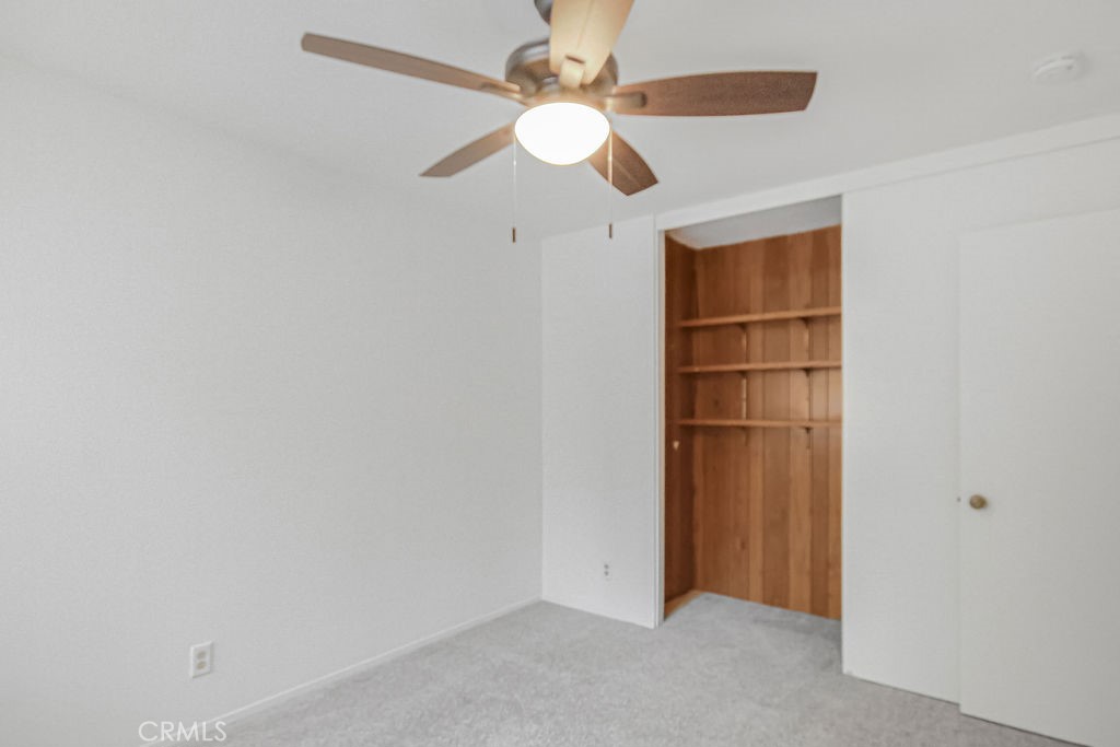 670 W Glenwood Property Photo 19