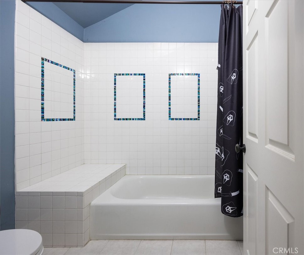 14272 Livingston Property Photo 30