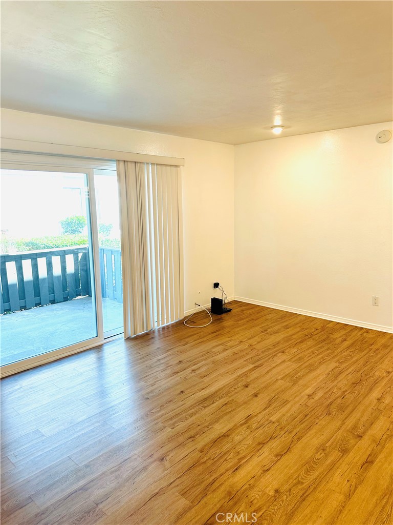 2815 S Fairview A Property Photo 8