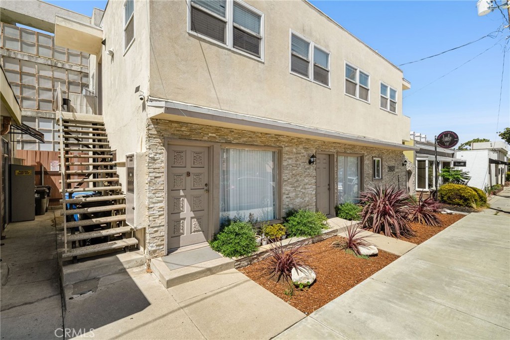 3937 Long Beach Property Photo 1