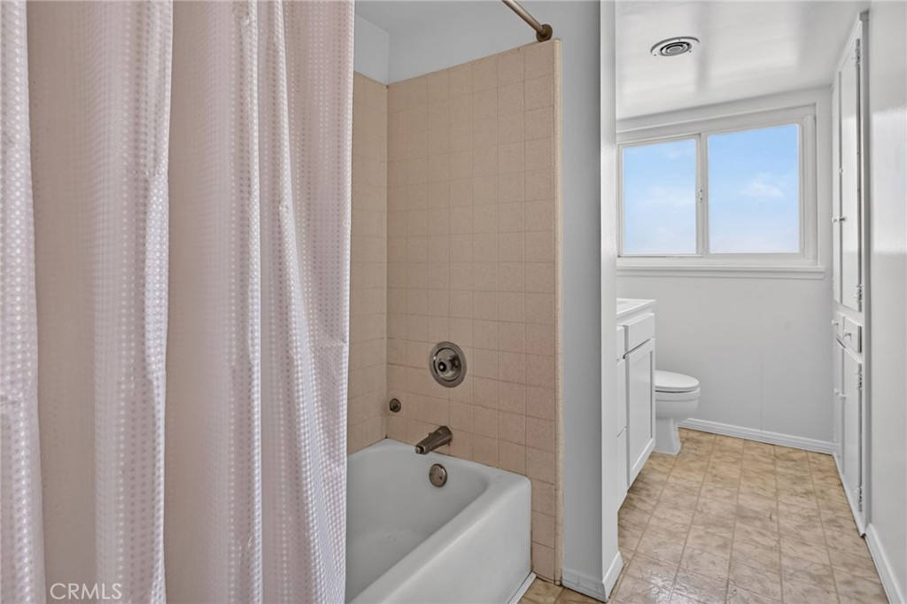 413 S Falcon Street Property Photo 24