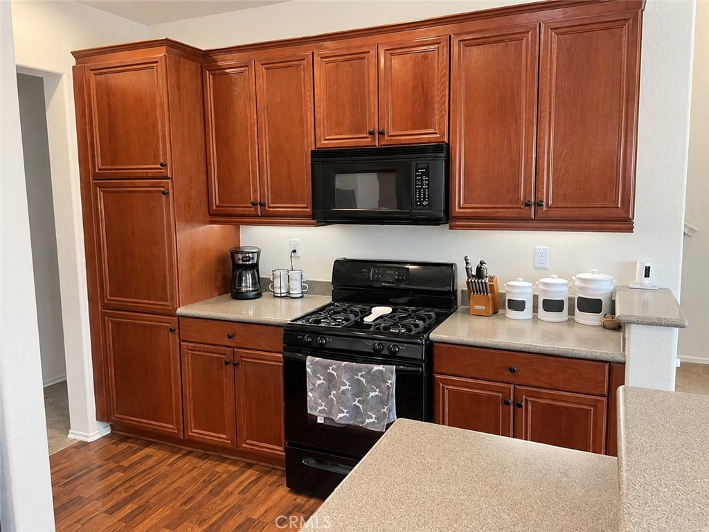 33640 W Winston Way A Property Photo 8