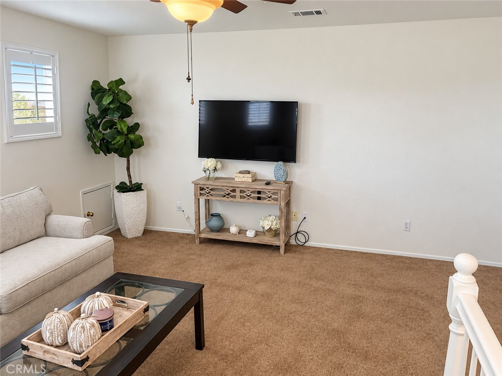 33640 W Winston Way A Property Photo 15