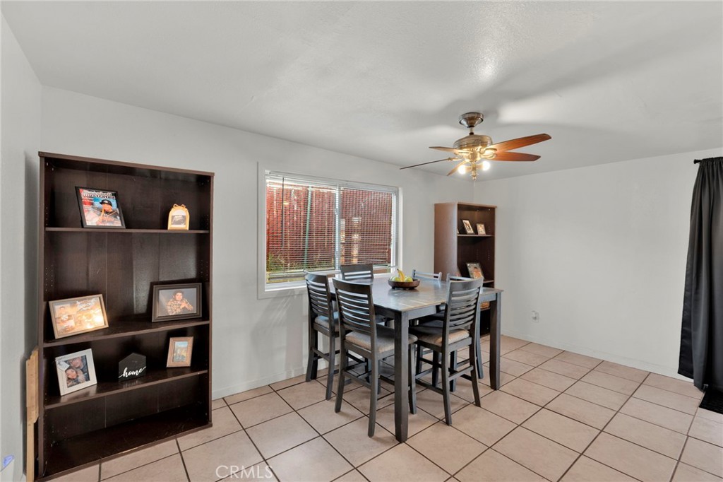 1101 E Virginia Way Property Photo 8