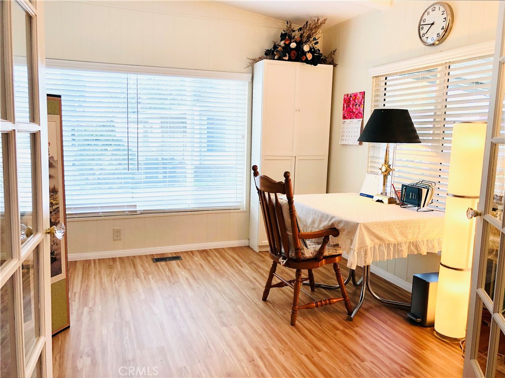 1919 Coronet Ave #203 Property Photo 9
