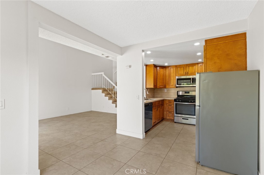 1109 Golden Springs Drive D Property Photo 10