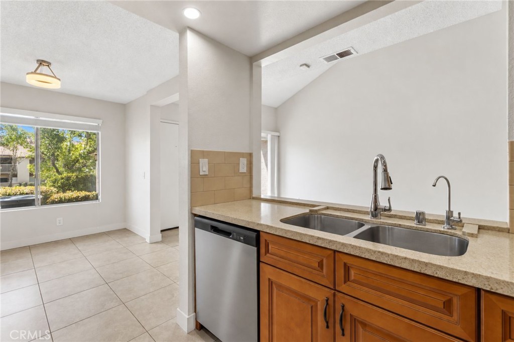 1109 Golden Springs Drive D Property Photo 14