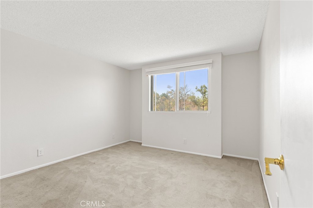 1109 Golden Springs Drive D Property Photo 21