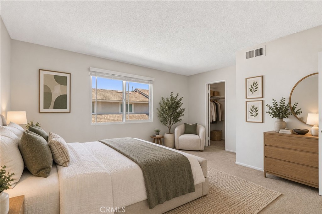 1109 Golden Springs Drive D Property Photo 24