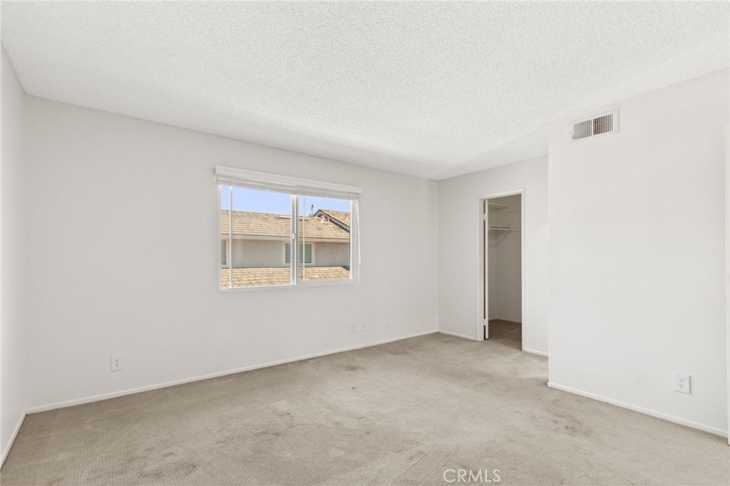 1109 Golden Springs Drive D Property Photo 25