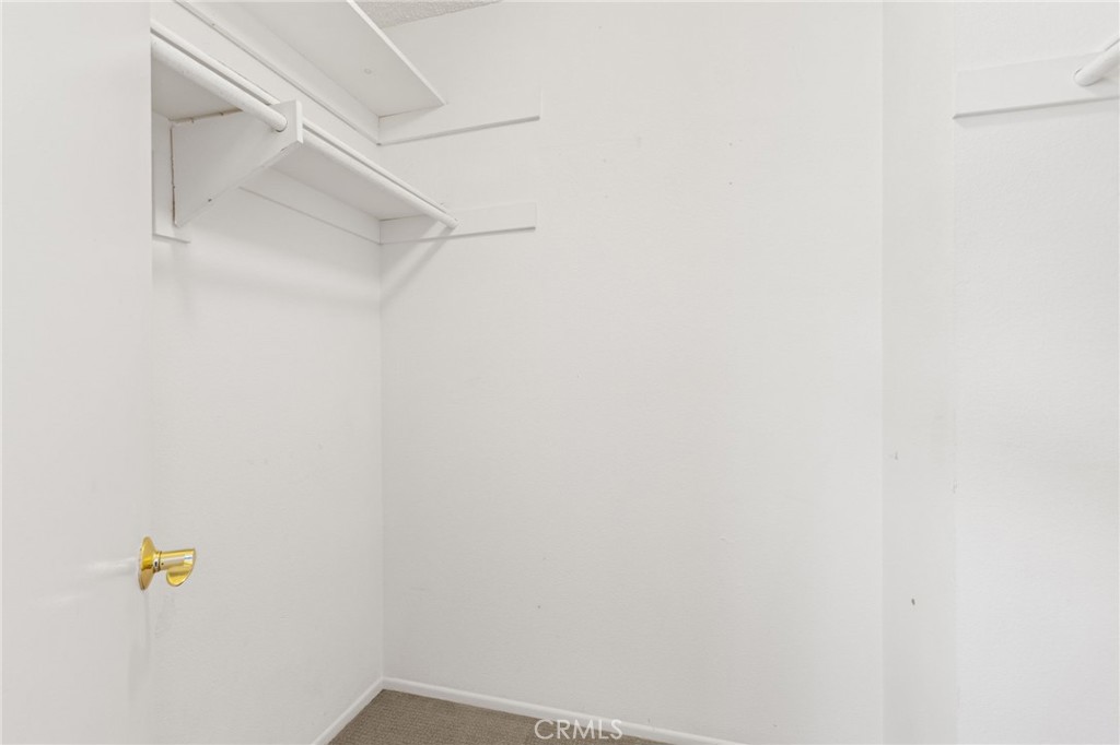 1109 Golden Springs Drive D Property Photo 29