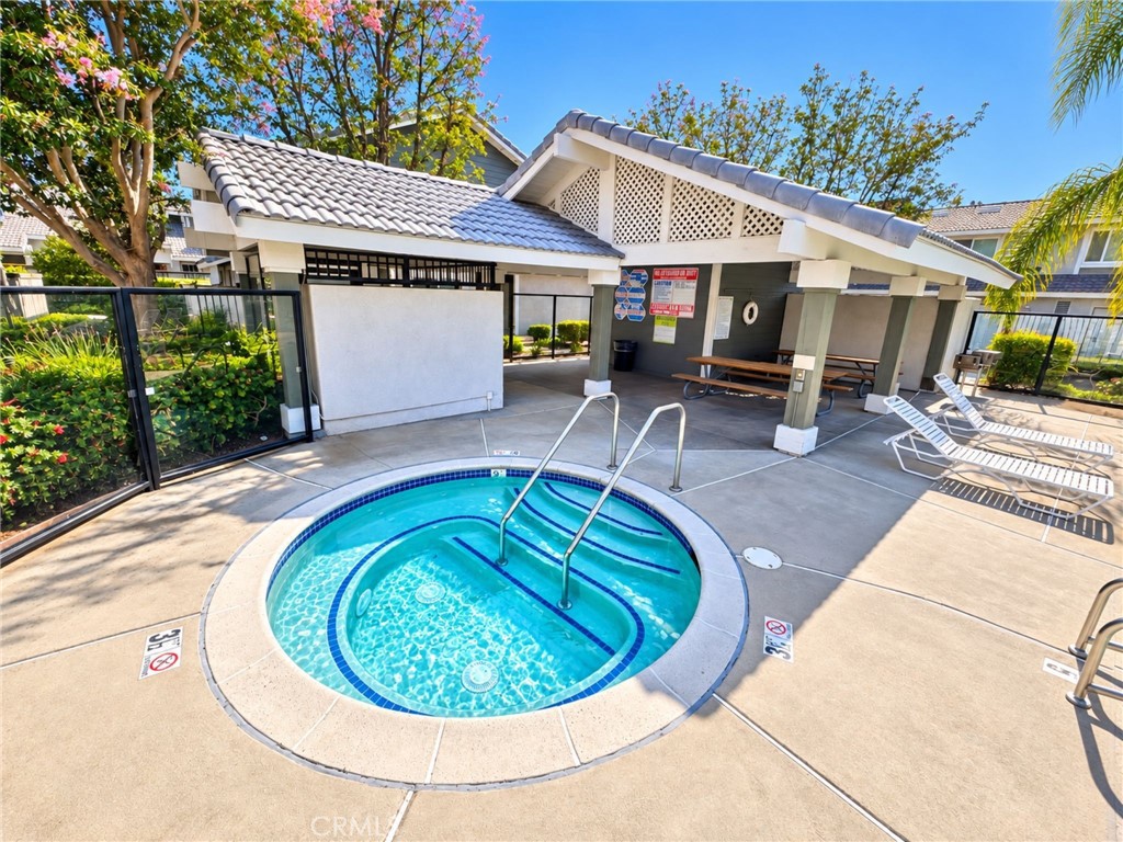 1109 Golden Springs Drive D Property Photo 38