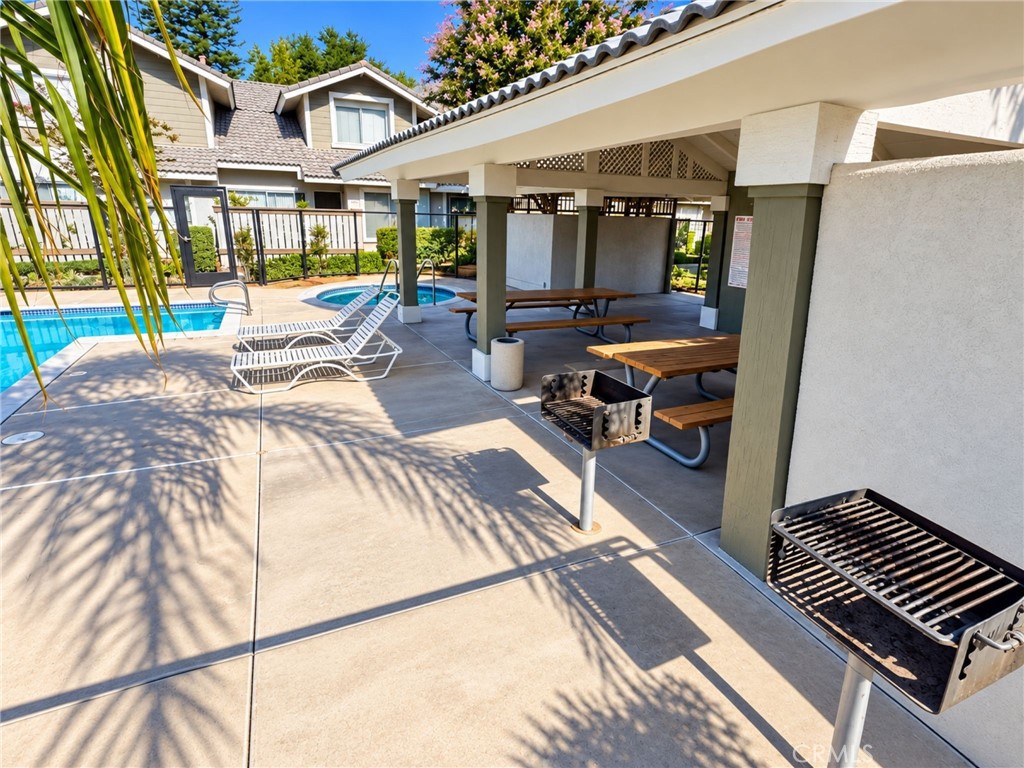 1109 Golden Springs Drive D Property Photo 41
