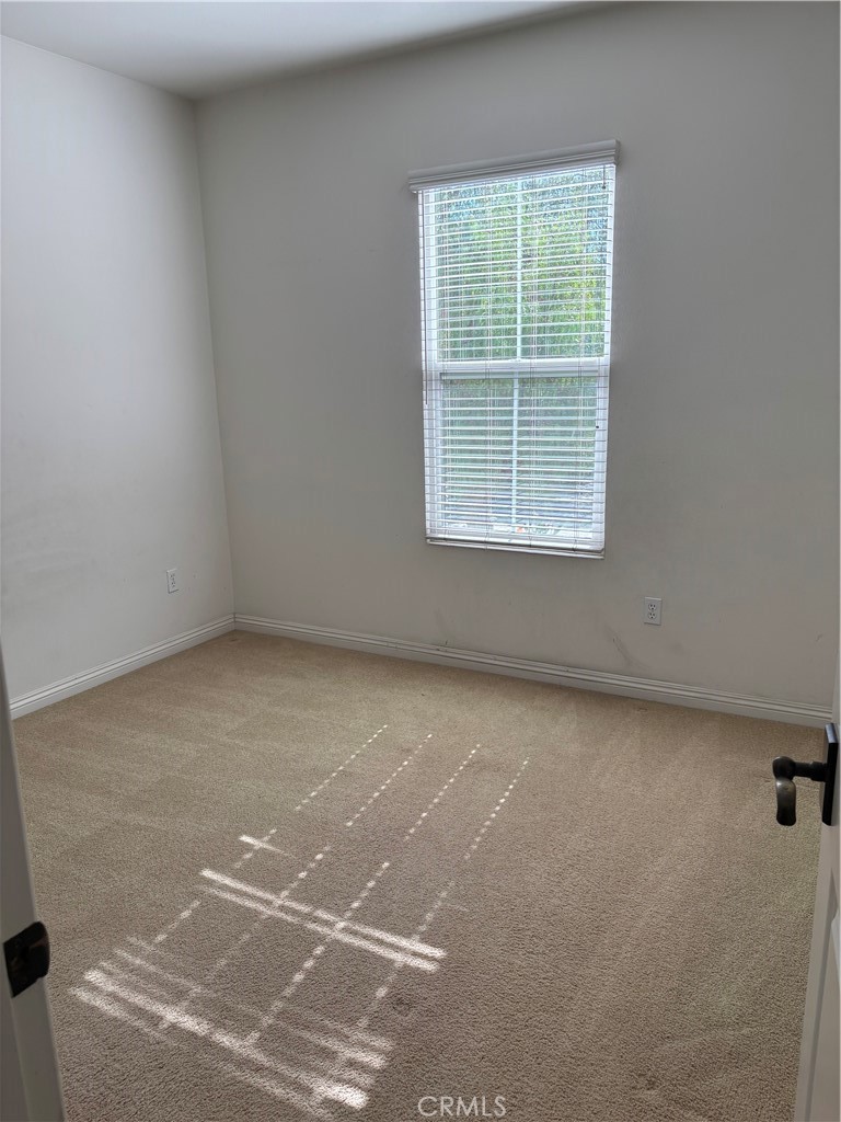 713 S Melrose Property Photo 18
