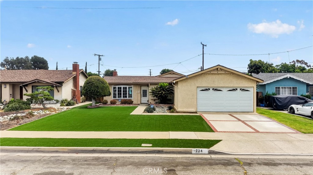 724 N Sanchez Street Property Photo 1