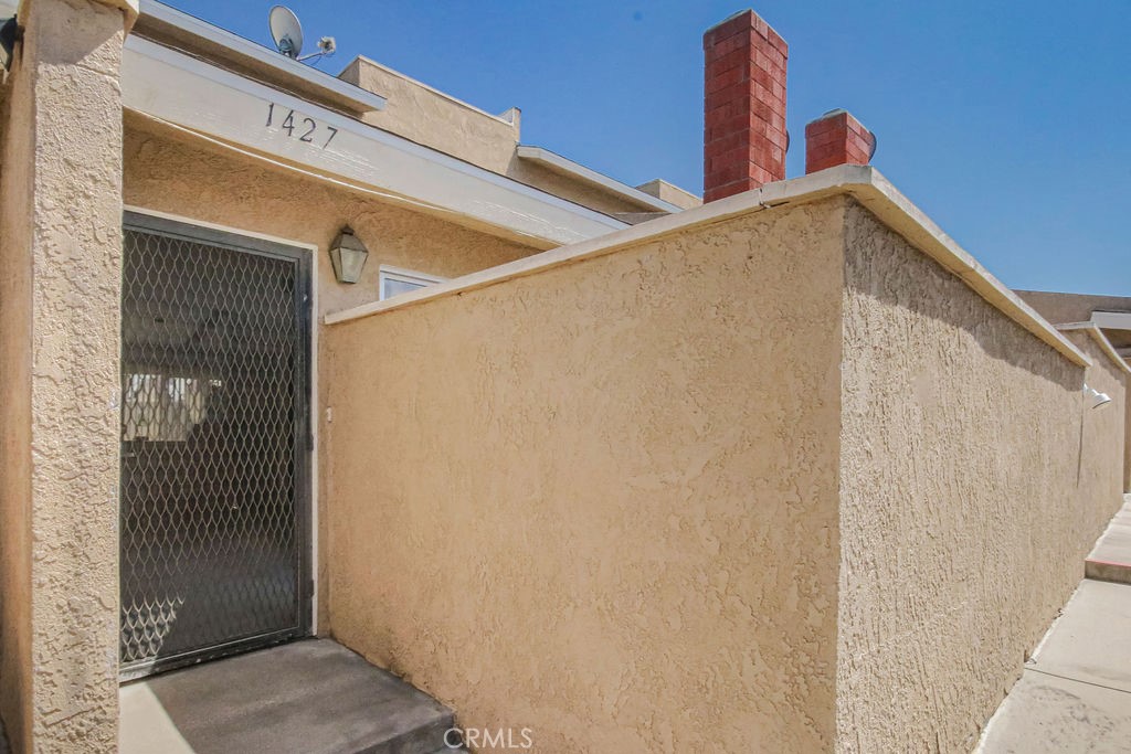 1427 Hillandale Avenue 8 Property Photo 2