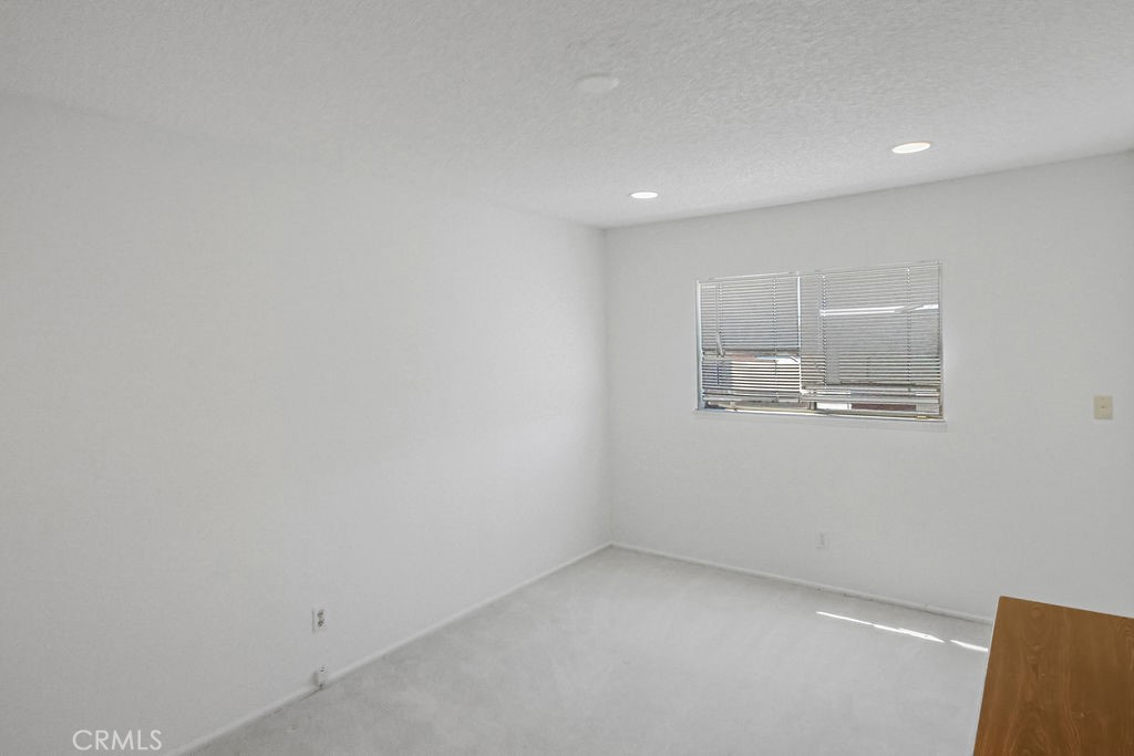 1427 Hillandale Avenue 8 Property Photo 16
