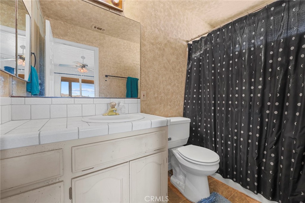 17240 Candlewood Property Photo 23