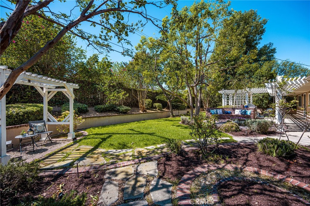 5121 Santa Fe Street Property Photo 37