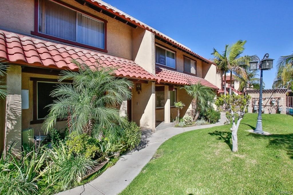 9741 Acacia 8 Property Photo 1